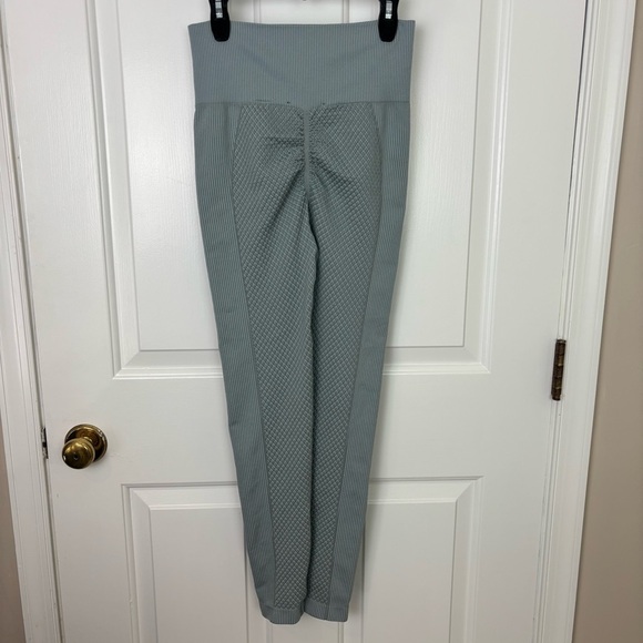 Bailey 44 Sport NWT Workout Set Leggings and Zip up Jacket Size Small - Picture 9 of 14